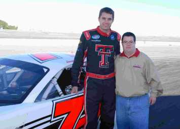 12308176-nascar-driver-david-ragan-with-his-brother-adam-courtesy-of-the-ragan-family